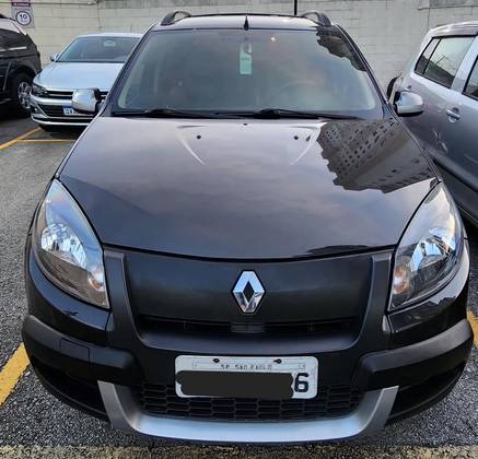 RENAULT SANDERO 1.6 STEPWAY 16V FLEX 4P AUTOMÁTICO